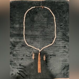 White House Black Market Pearl and Rose Gold Necklace Set